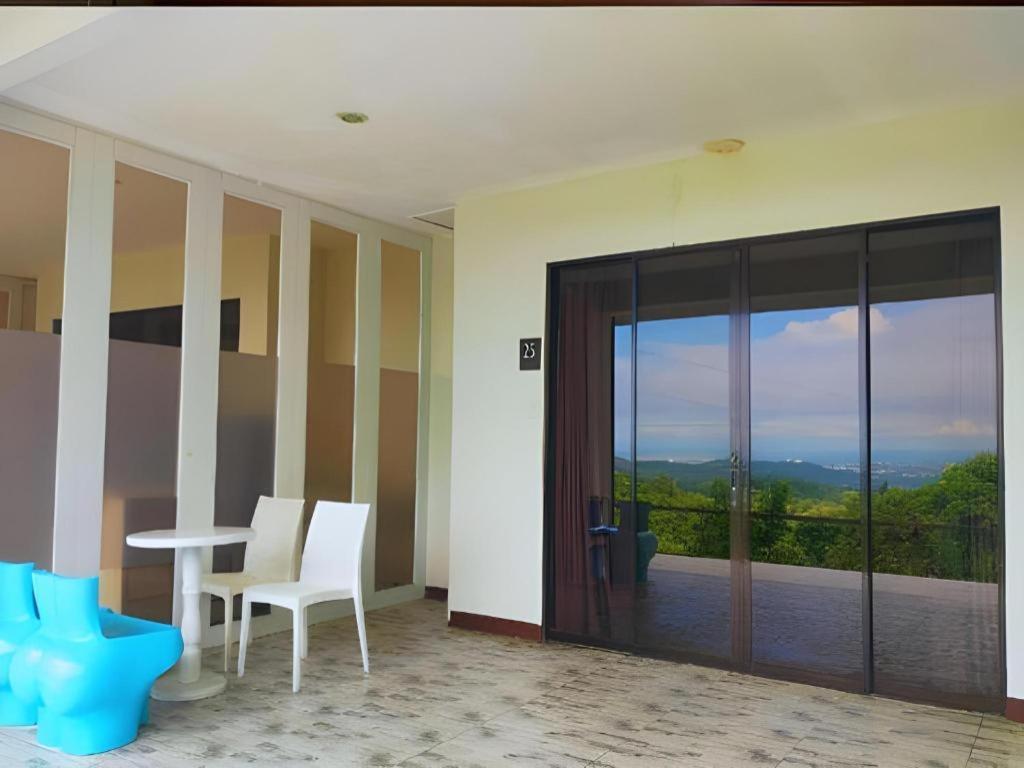 Ultra Winds Mountain Resort (Adults Only) Cagayán de Oro Exterior foto